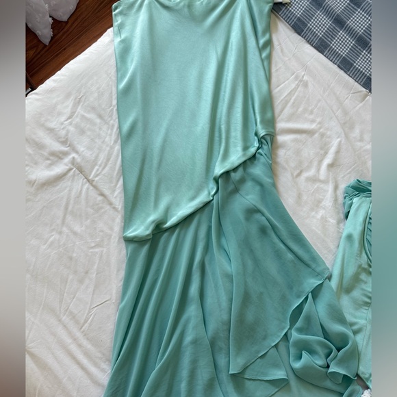 House of CB Set | Isabella Corset Top + Lila Maxi Skirt - Picture 7 of 8